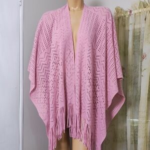 2 Chic Pink‎ Knit Fringe Poncho